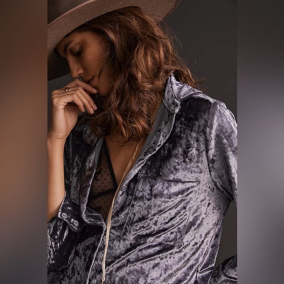 NWT Velvet Buttondown - Picture 2 of 4